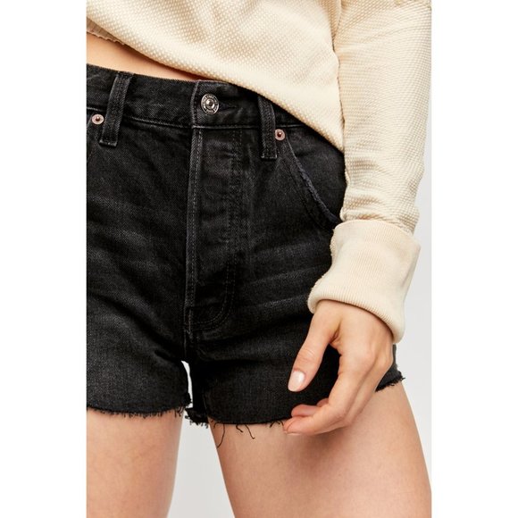 🎉LAST CHANCE🎉 NWT Free People Taliesin Cut Off Short / Washed Black - Picture 5 of 7